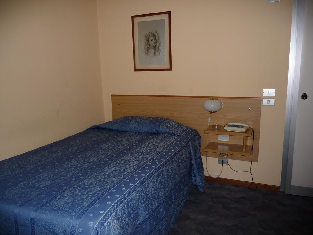 Hotel Astoria Altopascio Eksteriør billede