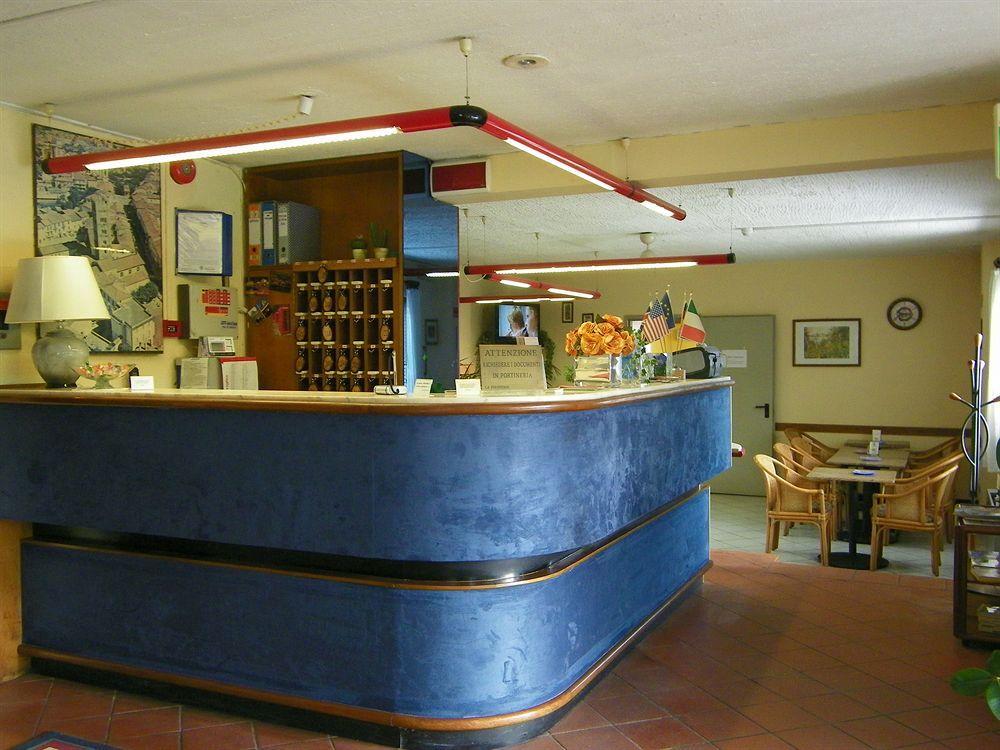 Hotel Astoria Altopascio Eksteriør billede