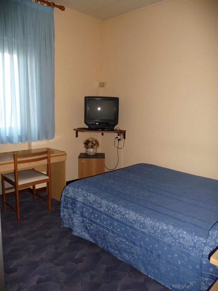 Hotel Astoria Altopascio Eksteriør billede